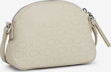 Calvin Klein Schoudertas in Beige