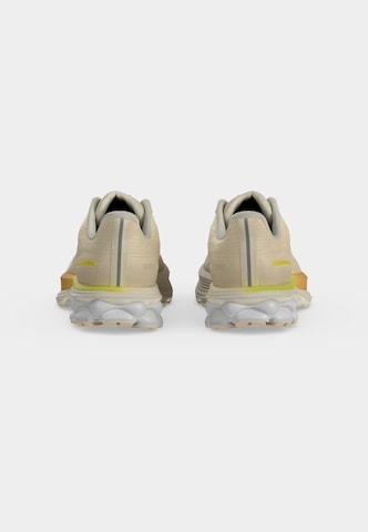 Chaussure de course 'WAVE SKYRISE 7' MIZUNO en beige