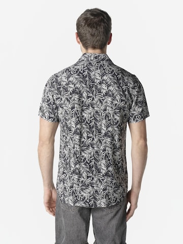 KOROSHI - Ajuste regular Camisa en negro