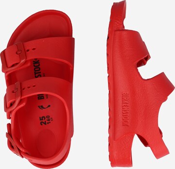 BIRKENSTOCK Åpne sko 'Milano' i rød