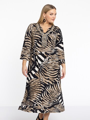 Robe YOEK en noir : devant