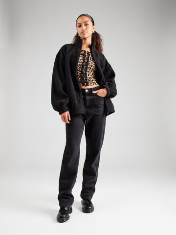 WEEKDAY - Chaqueta polar 'Leia' en negro