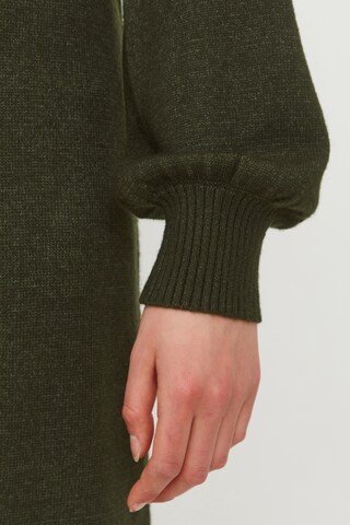 Robes en maille 'MILO' b.young en vert