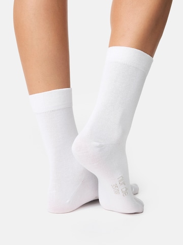 Nur Die Socks in White
