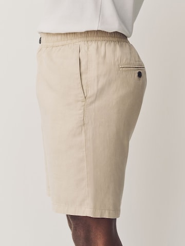 Next - regular Pantalón en gris