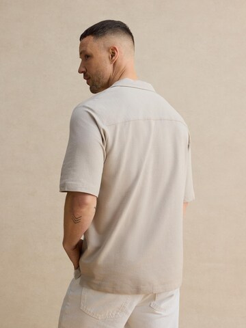 DAN FOX APPAREL Regular fit Srajca 'Roman' | siva barva