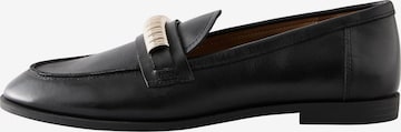 juoda Next Loaferai: priekis