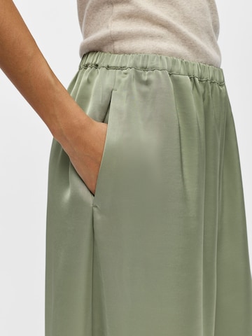 Wide leg Pantaloni di OBJECT in verde