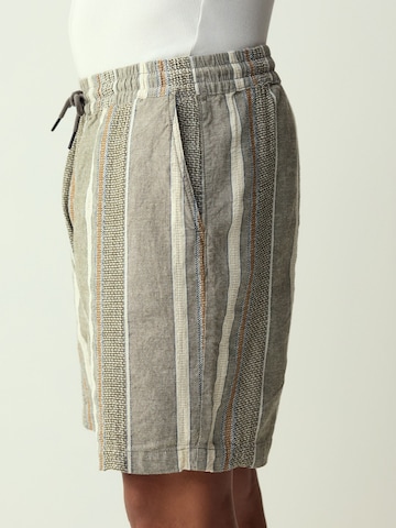 Next Normalny krój Spodnie w kolorze zielony