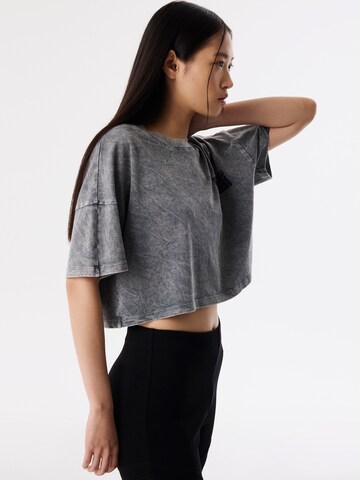 T-shirt Twist en gris