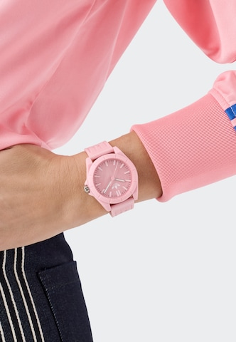 Montre à affichage analogique 'PROJECT FOUR' ADIDAS ORIGINALS en rose