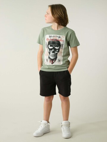 T-Shirt 'Clem' Deeluxe en vert