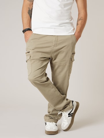 Regular Pantalon cargo 'Danason' Deeluxe en vert : devant