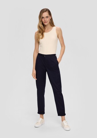 s.Oliver Tapered Chino trousers in Blue: front