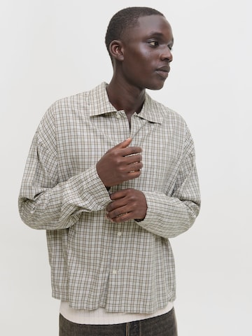 JACK & JONES Comfort fit Button Up Shirt 'JORAustin' in Grey