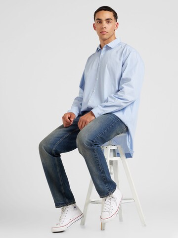 TOPMAN - Ajuste confortable Camisa en azul