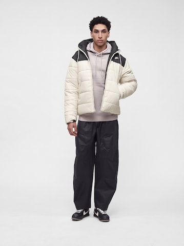 Nike Sportswear Zimska jakna 'ACCESS' | bela barva: sprednja stran