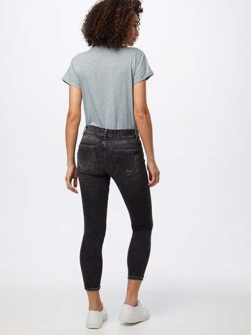 LTB Slimfit Jeans 'Lonia' in Schwarz