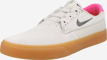 Baskets basses 'Shane' Nike SB en blanc : devant