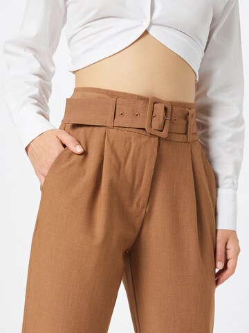 VILA Regular Pleat-front trousers 'BILYANA' in Brown