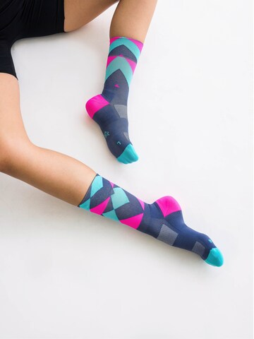 INCYLENCE Athletic Socks 'PEAKS' in Grey