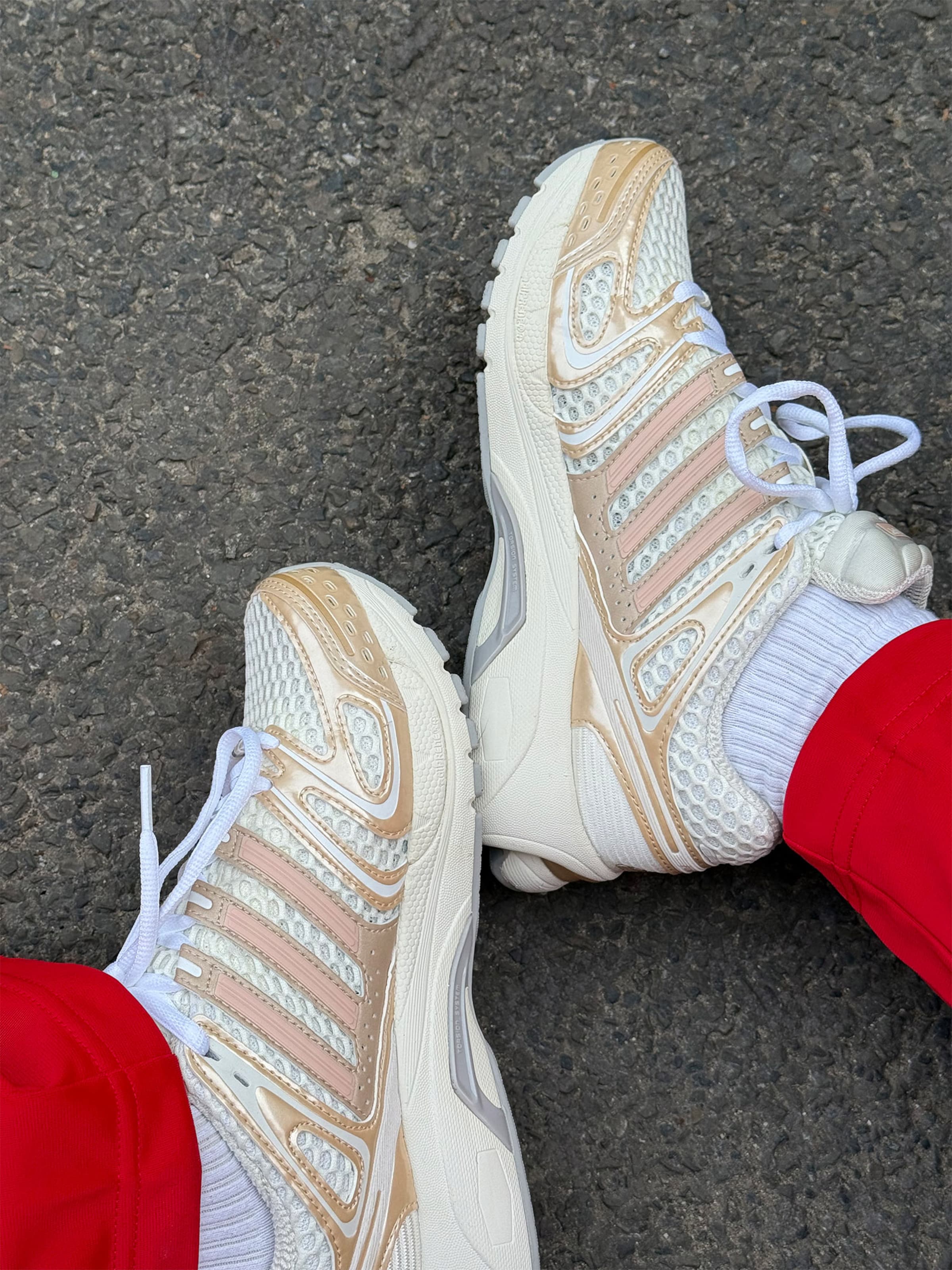 ADIDAS ORIGINALS Sneaker low 'Adistar Control 5 W Latte' pe Alb