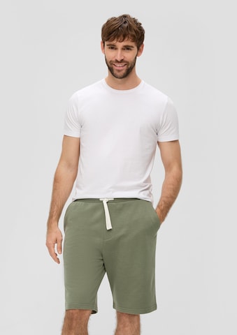 Regular Pantalon s.Oliver en vert : devant