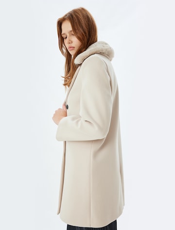 Koton Tussenmantel in Beige