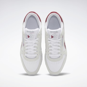 Sneaker low de la Reebok pe gri