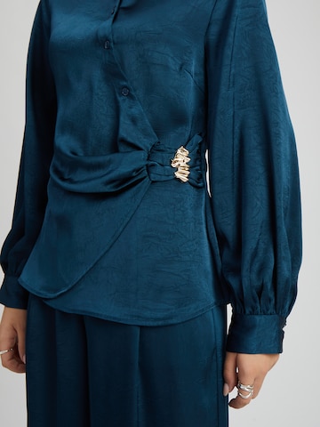 Peppercorn - Blusa 'Tina' em verde