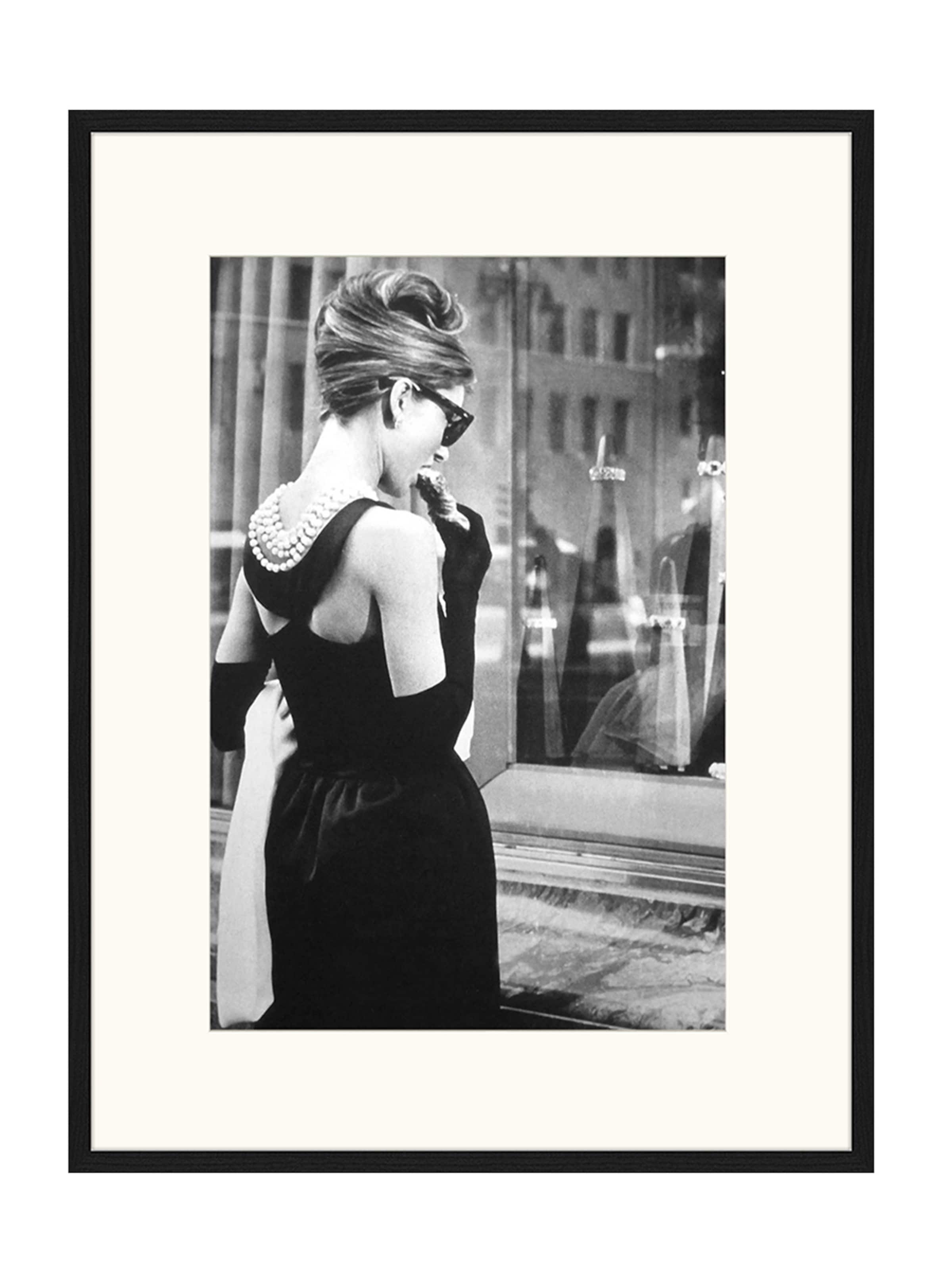 Liv Corday Bild 'Breakfast at Tiffany's' in Schwarz: Vorderseite