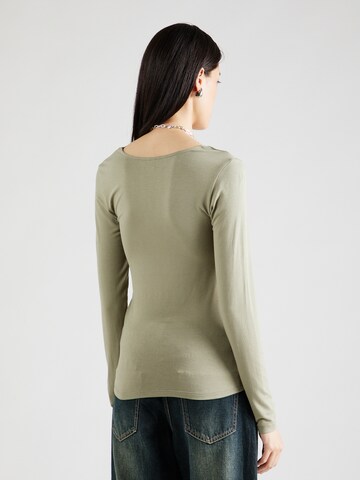 Maglietta 'PCBARBERA' di PIECES in verde