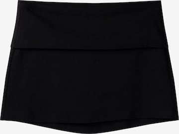 Bershka Skirt in Black: front