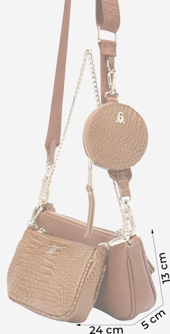 STEVE MADDEN Tasche 'Burgent' in Braun