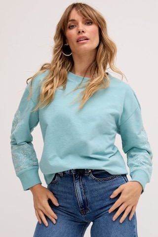 RAFFYA Pullover 'Mika' in Blau: Vorderseite