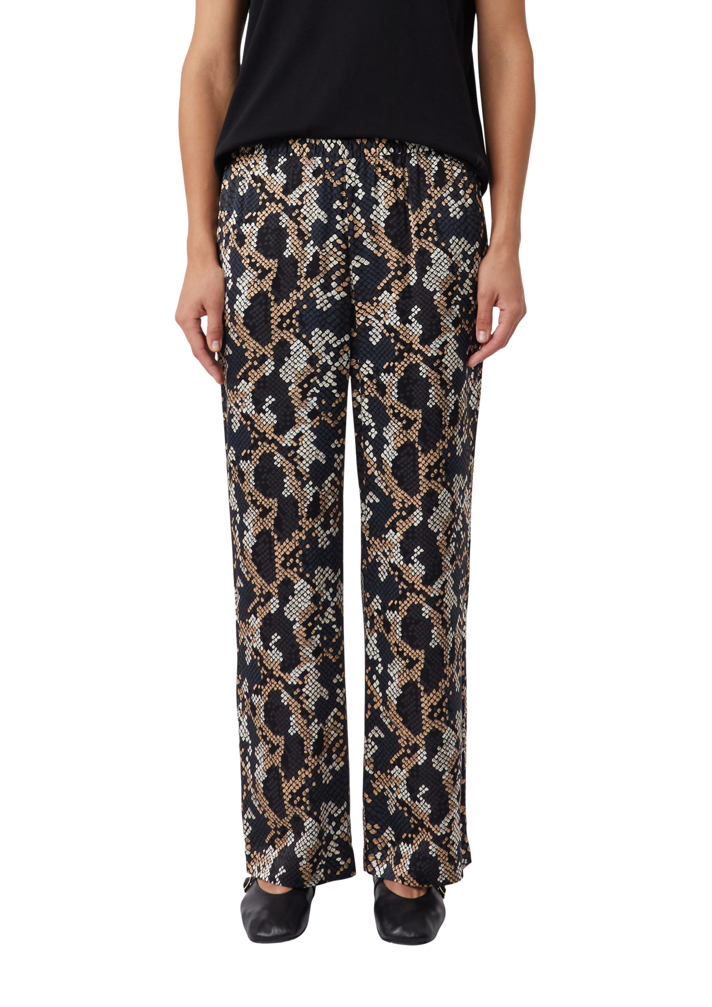 Regular Pantalon COMMA en gris : devant