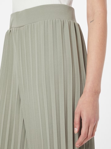 Wide leg Pantaloni 'Jerika' di ABOUT YOU in verde