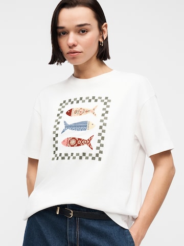 Abercrombie & Fitch Μπλουζάκι σε λευκό