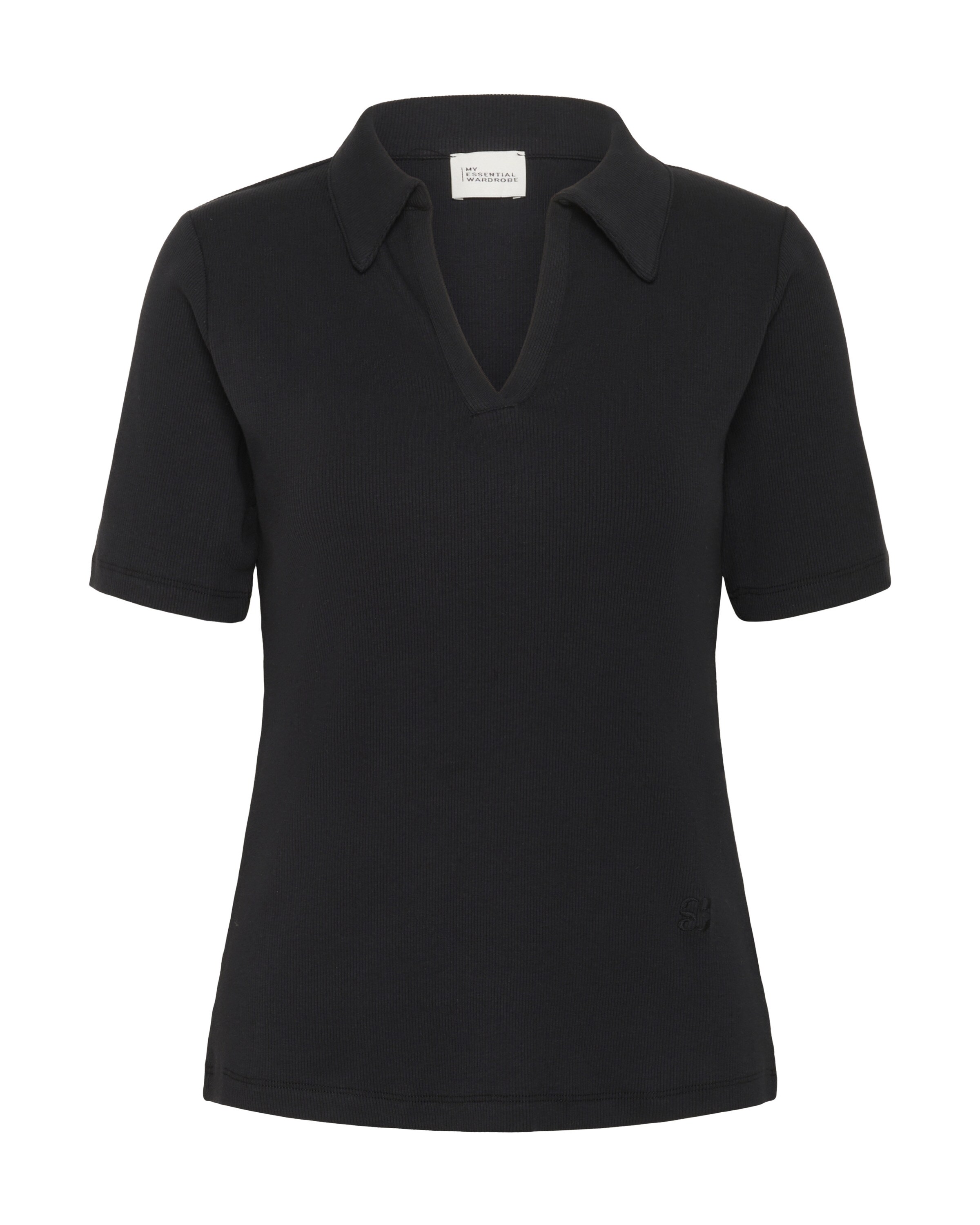 My Essential Wardrobe Shirt in Black: front