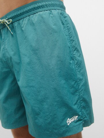 Shorts de bain Pull&Bear en vert