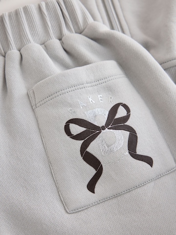 Baker by Ted Baker Jogginganzug in Grau