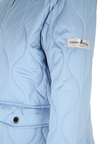 Frieda & Freddies NY Between-Season Jacket in Blue