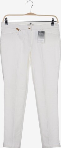 Pamela Henson Jeans in 32-33 in White: front