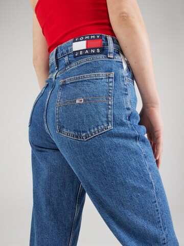 Tommy Jeans Regular Jeans 'MOM JeansS' in Blauw