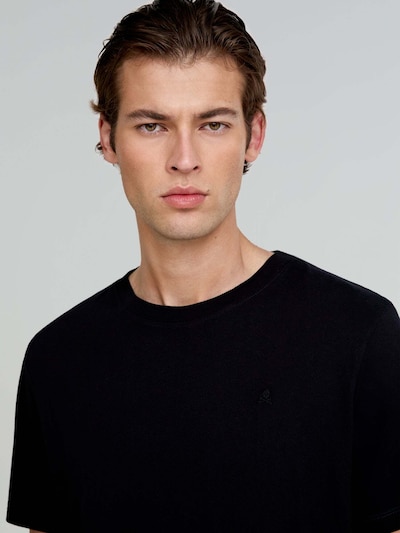 Scalpers T-shirt i svart, Produktvy