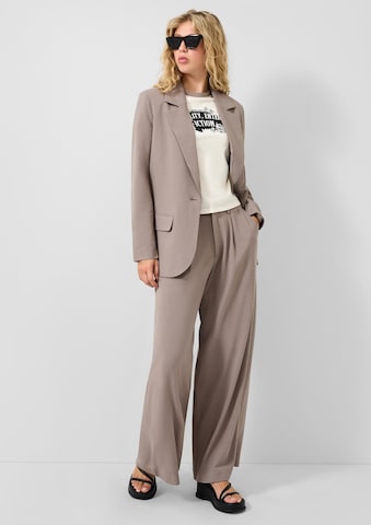 QS Blazer in Brown: front