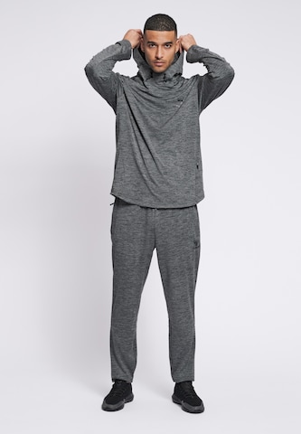 Hummel Tapered Pants in Grey