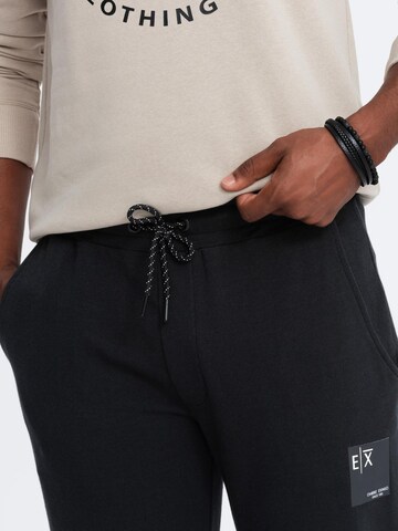 regular Pantaloni sportivi di Ombre in nero
