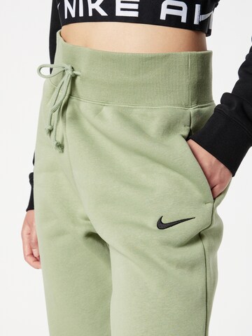 Nike Sportswear Дънки Tapered Leg Панталон в зелено