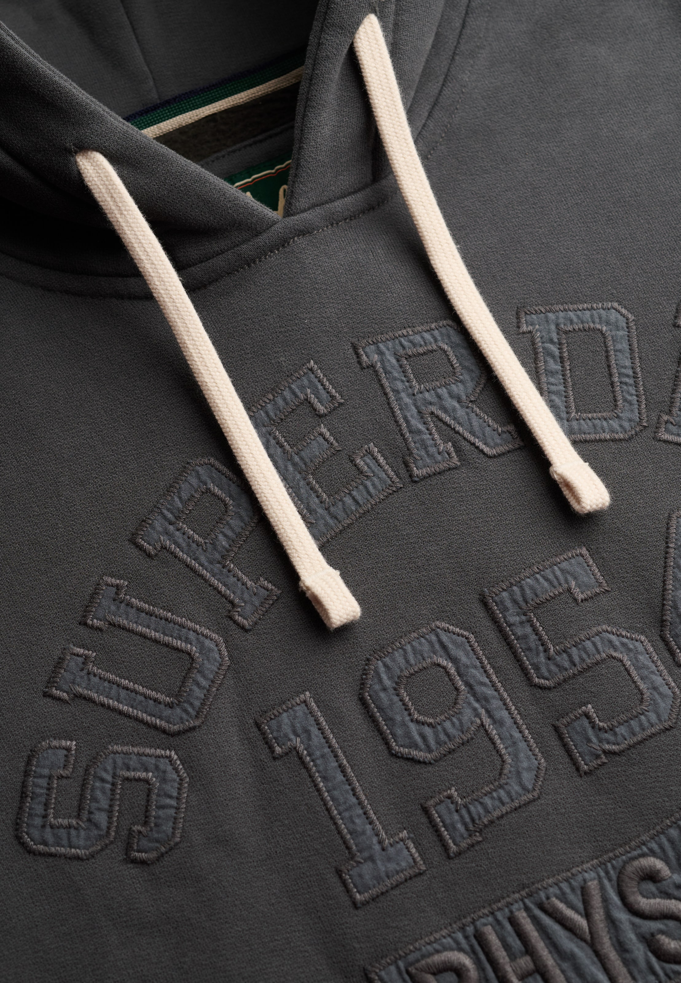 Sweat-shirt Superdry & Co en noir